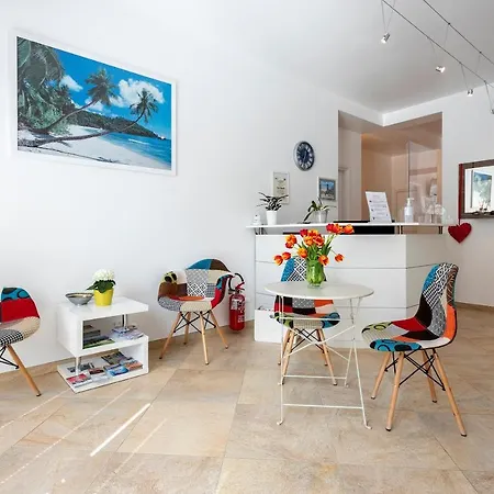 特雷比安科住宿加早餐旅馆 阿尔盖罗